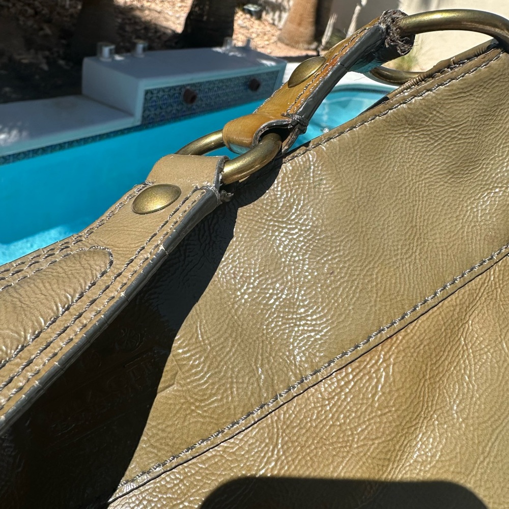 Coach Zoe Hobo Olive Green Patent Leather - Picture 7 of 14